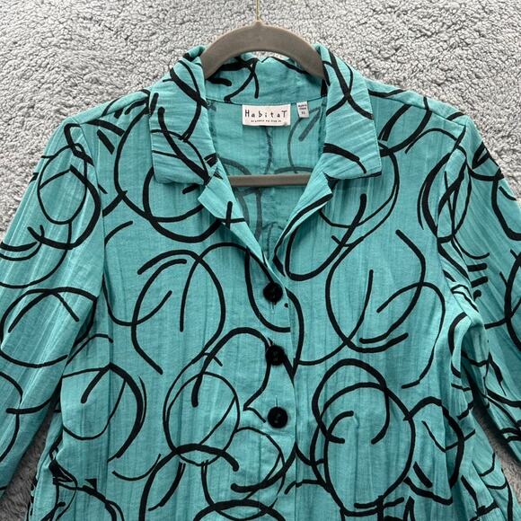 Habitat Clothes to Live in XS Blue Blouse Black Pattern Pleats in Back Buttons - Picture 2 of 11